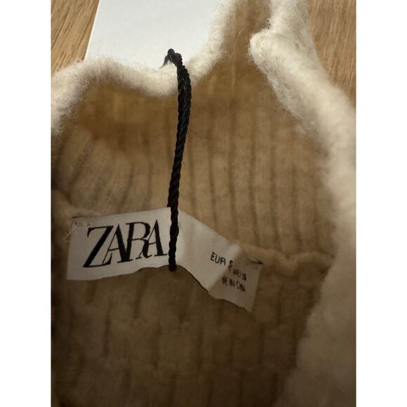 NWT Zara Cream Wool Blend Open Back Knit Cropped Sweater. Size S. $70 - Picture 5 of 6
